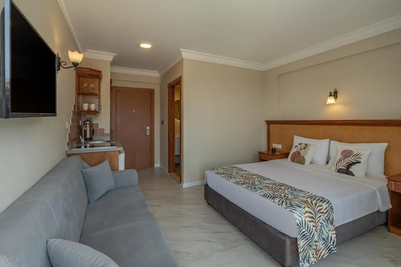 Rosy Suites Hotel Kusadasi
